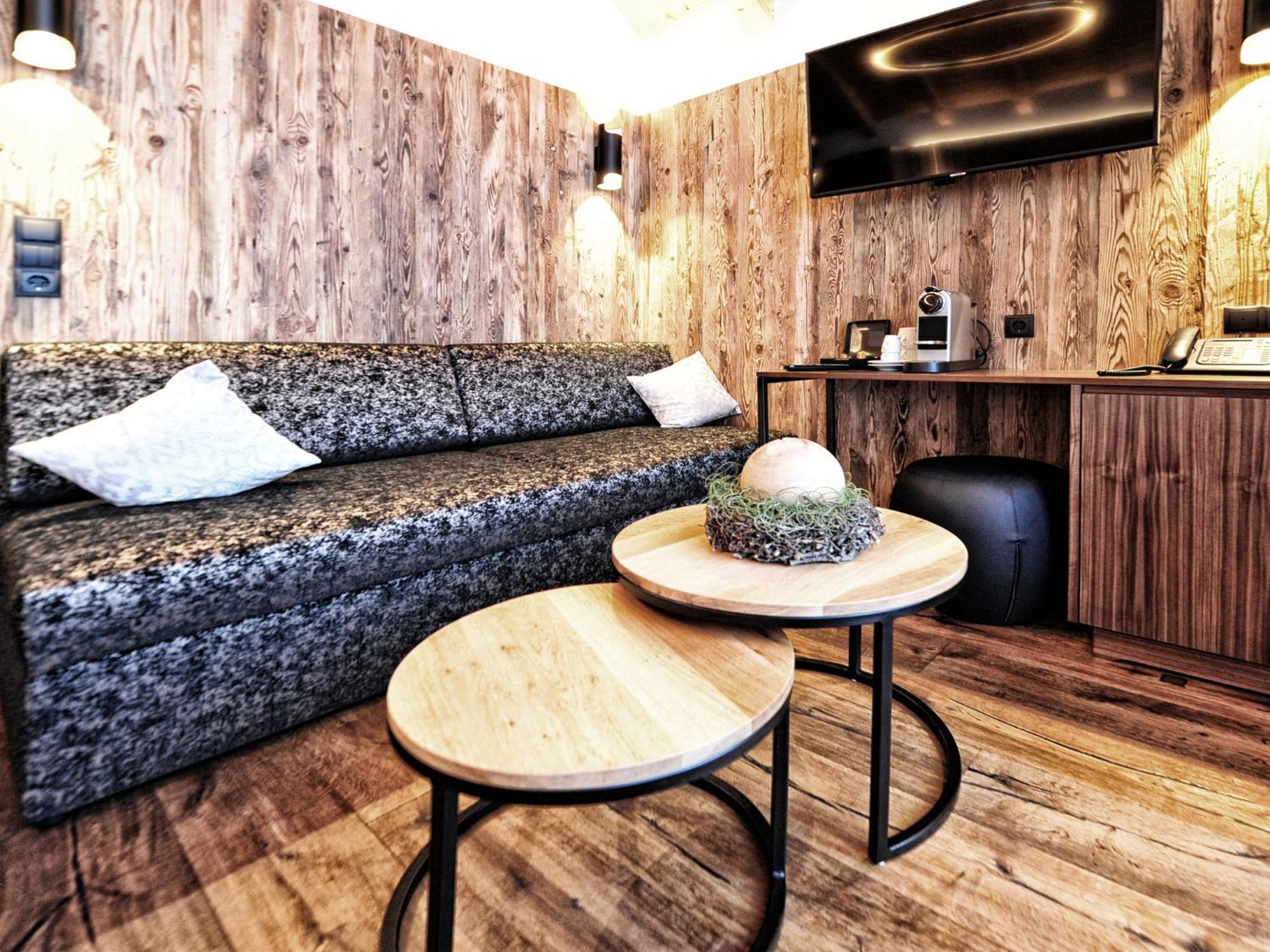 אישגל Salnerhof Superior Lifestyle Resort חדר תמונה