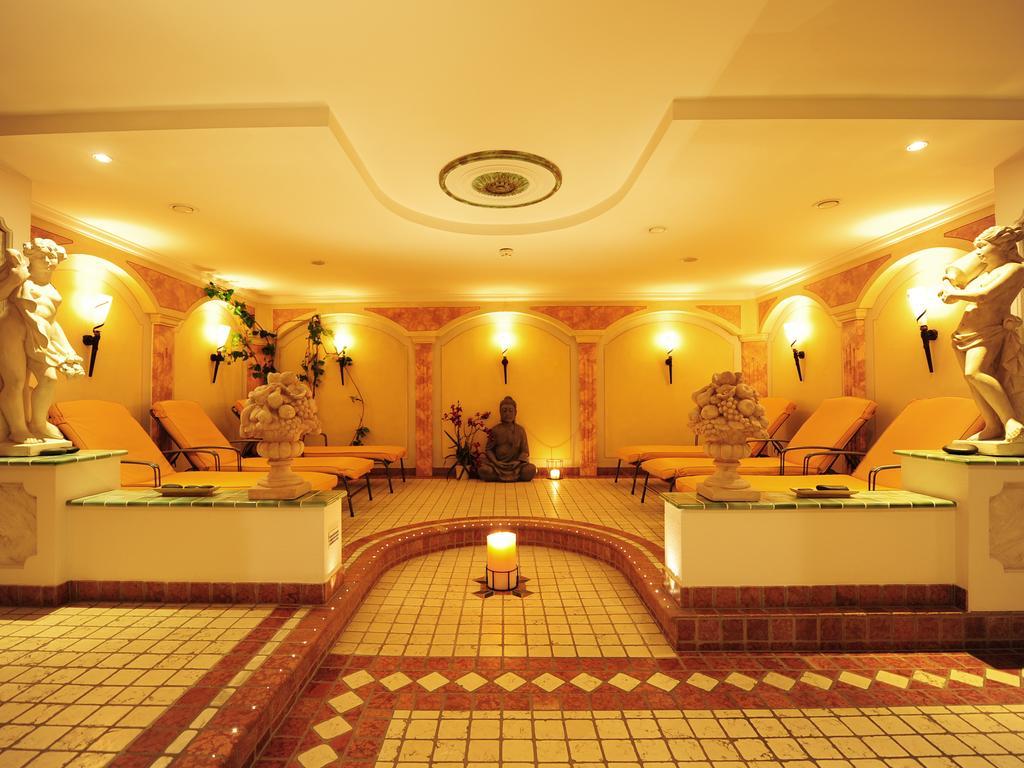 אישגל Salnerhof Superior Lifestyle Resort מראה חיצוני תמונה