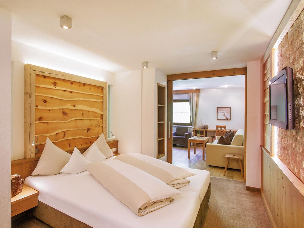 אישגל Salnerhof Superior Lifestyle Resort חדר תמונה