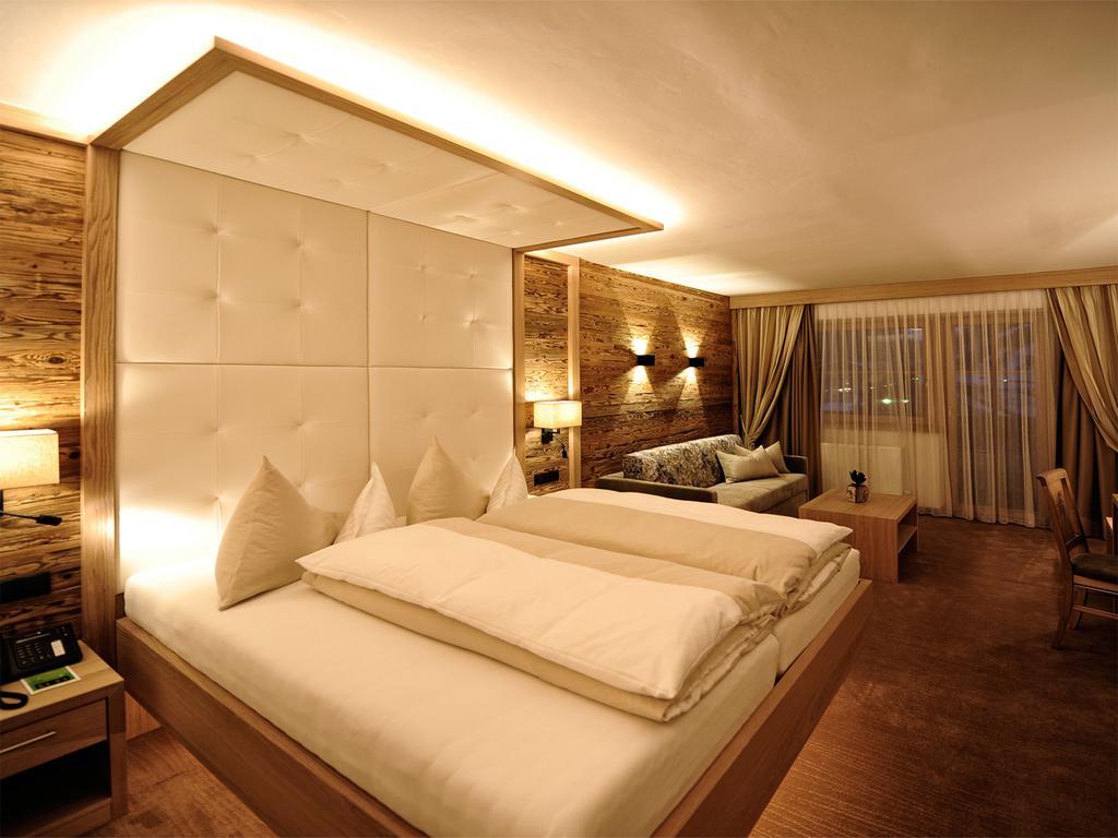 אישגל Salnerhof Superior Lifestyle Resort מראה חיצוני תמונה